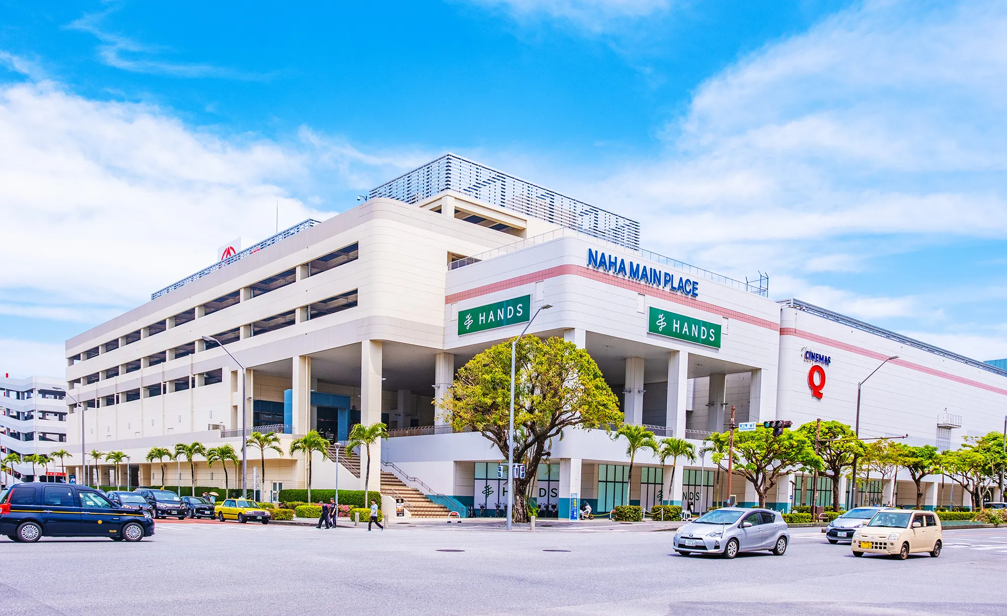 圣埃那霸主路威斯汀大衣美食公园广场